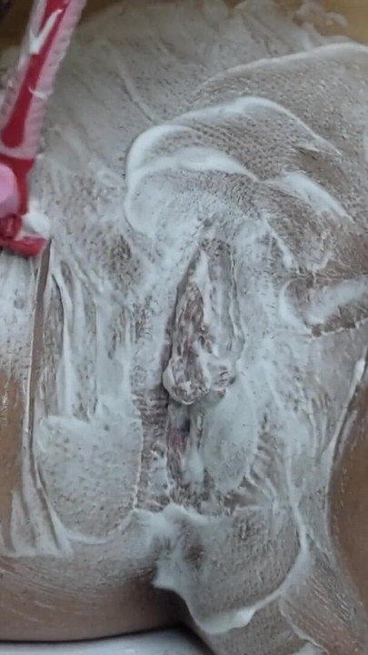 Watch me shave my tight pussy close-up! | Clip 1