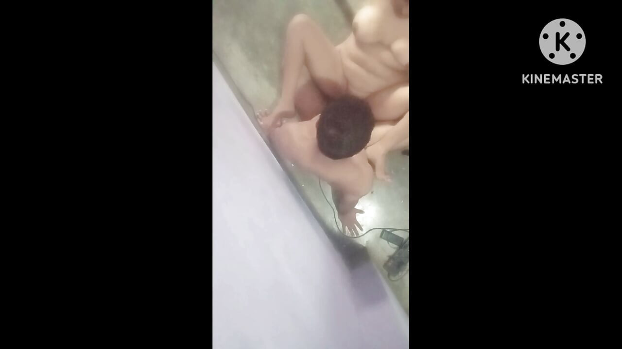 סיור בחוץ עם בחורה יפה דסית ו