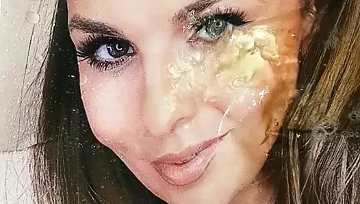 Laura vollgepisst