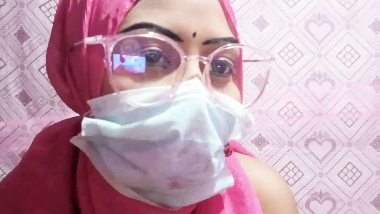 Viral sexy video of a Bangladeshi man with his girlfriend on the morning of the third day of Puja