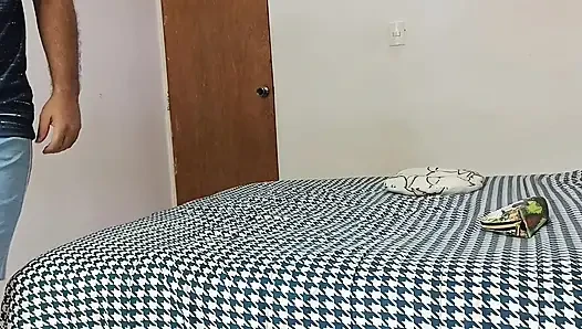 I filmed my stepsister masturbating in her room. Spanish porn.