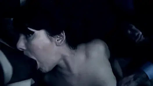 Kırık beyinler - Daisy Rock ile tam porno film