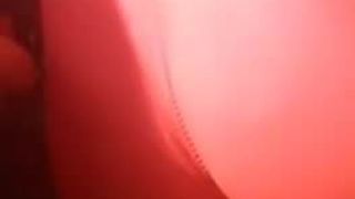 Сперма в задницу в розовых леггинсах
