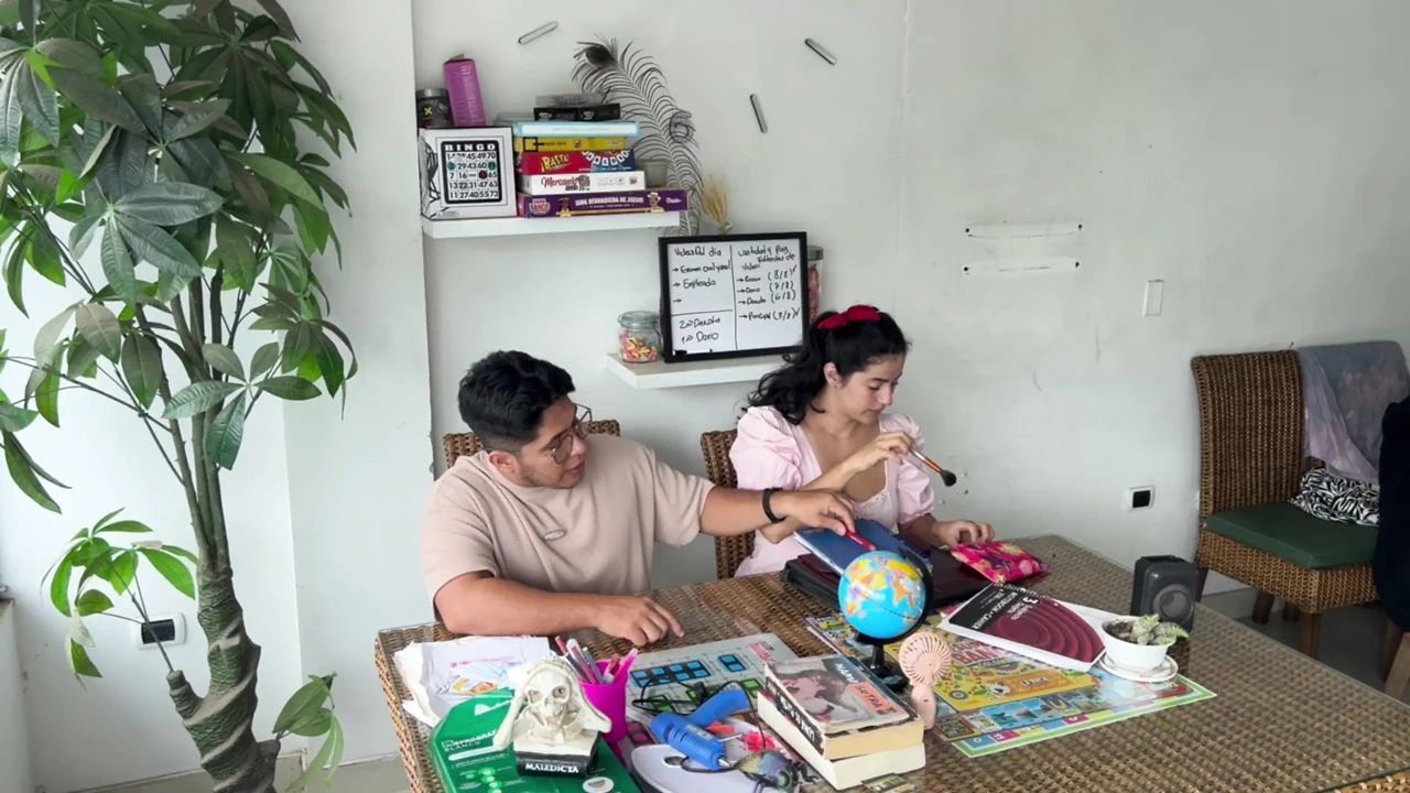 我在鸡巴的尖端训斥我的学生