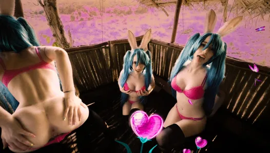 Stunning cosplayergirl gets banged bareback in jungle tree house, MIKU IN WONDERLAND