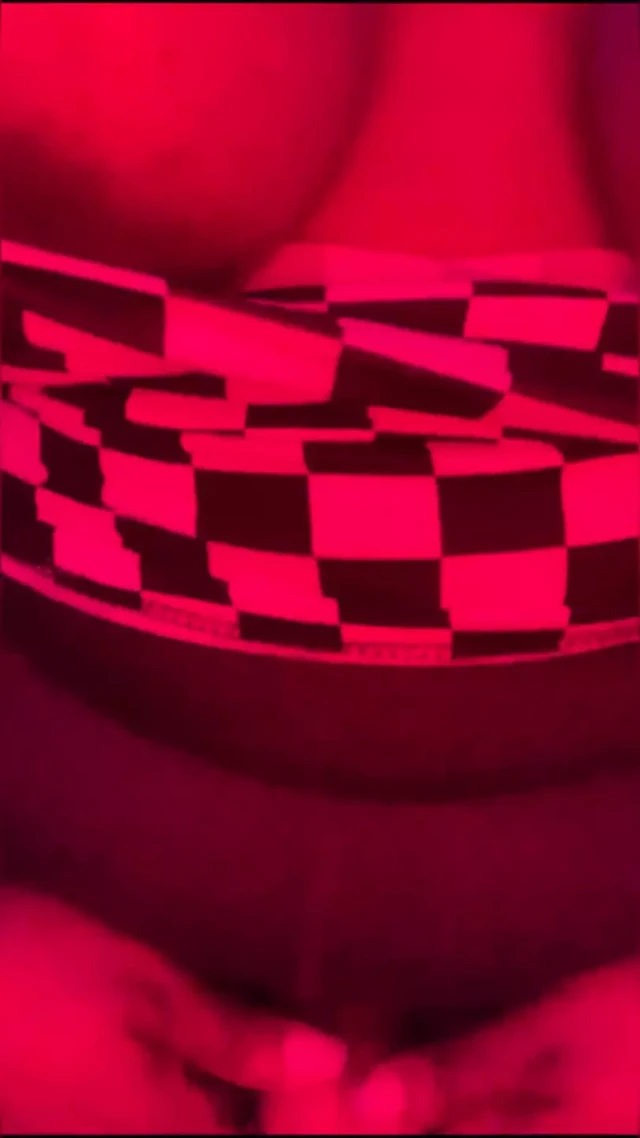 Please My Pussy