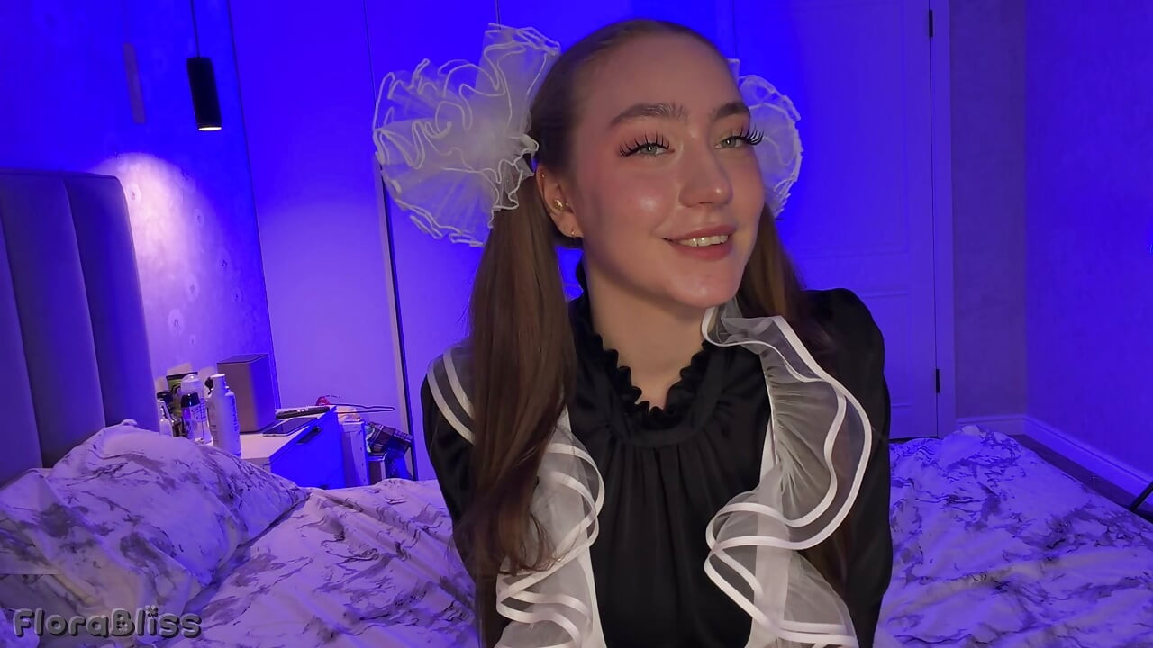 순진한 졸업생이 처녀를 잃다