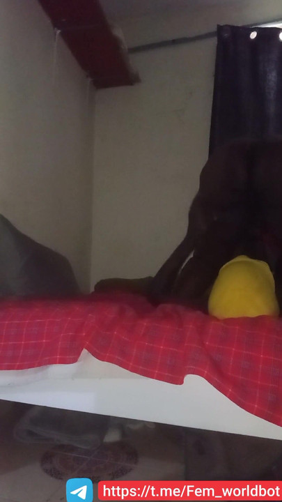 Big bum mistress bouncing it around | Clip 1