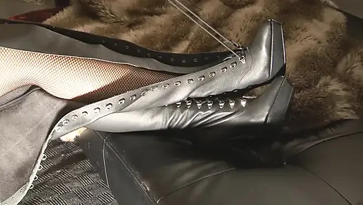 Lacing up My New Leather Thigh High Boots - HD!