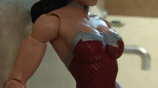 Postać bukkake Wonder Woman 4
