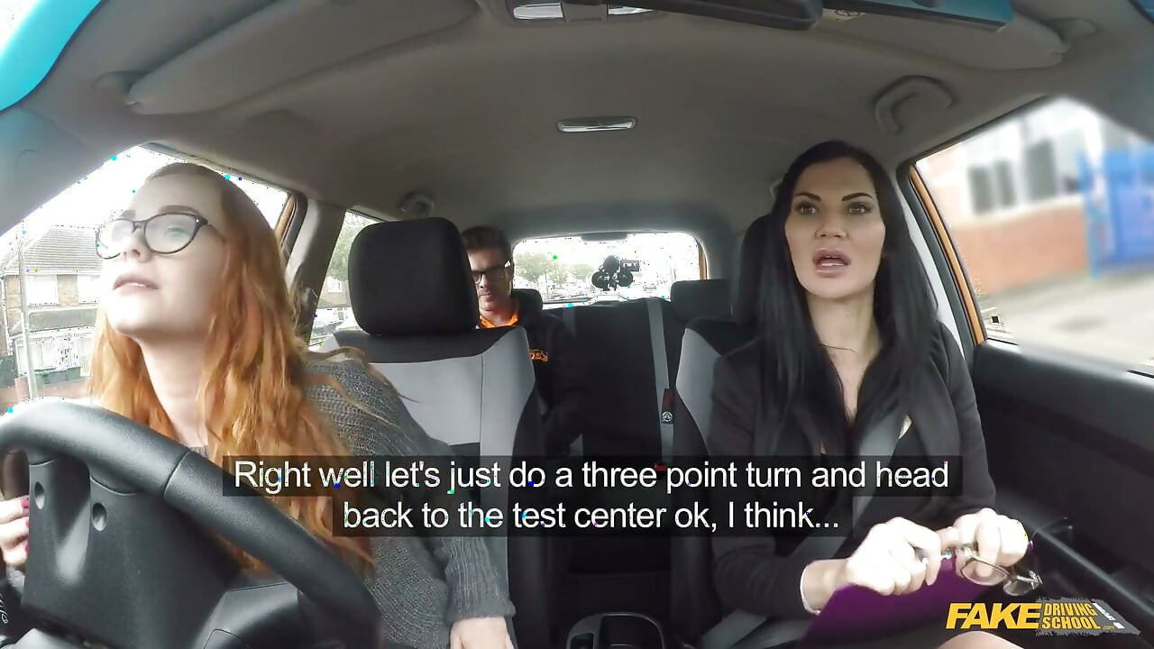Fake Driving School - Magandang Pulang Buhok na si Ella Hughes Nagmamakaawa sa Eksaminador para sa Isang Pagkakataon sa Hardcore Sex Video