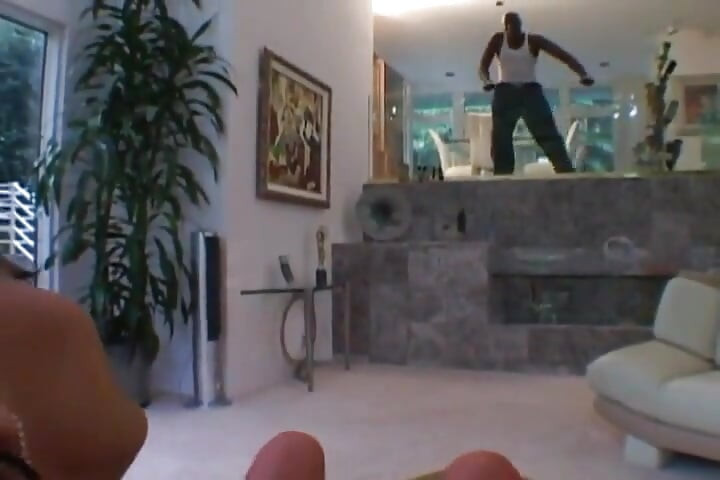 Hot Black Beauty Has an Interracial Threesome with a Black and a White Cocks