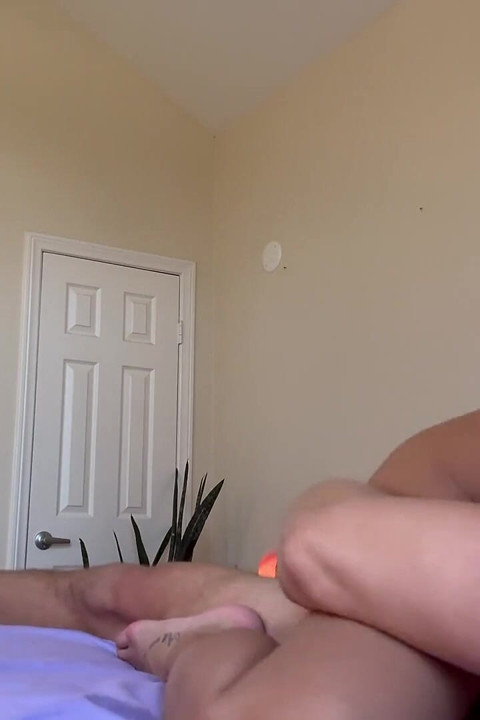 Sexy Fitness Model Loves Fat Cock