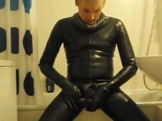 latex wanking 5