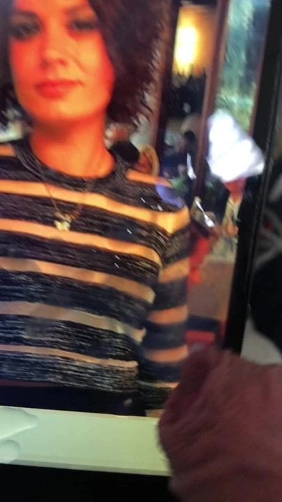 Cumtribute Ivana 4