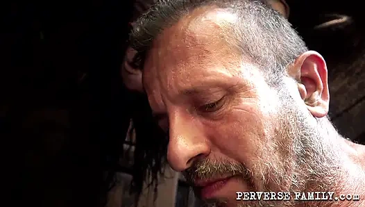 Perkemahan sesat ngentot (keluarga mesum)