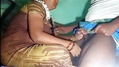 Tamil Priyanka zia molto bella a pecorina