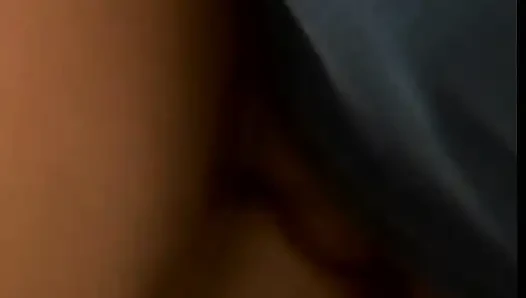 Cewek nakal rambut pirang dengan pantat aduhai lagi asik ngentot kontol