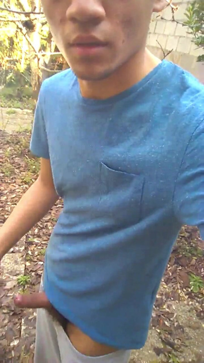 Pretty 18yo teen caught masturbating outdoor