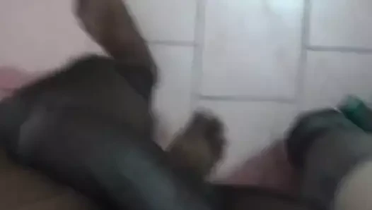 Sabah odunu büyük zenci geri döndü