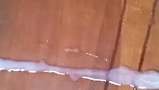 Hızlı bir fap sonra büyük boşalmak atış