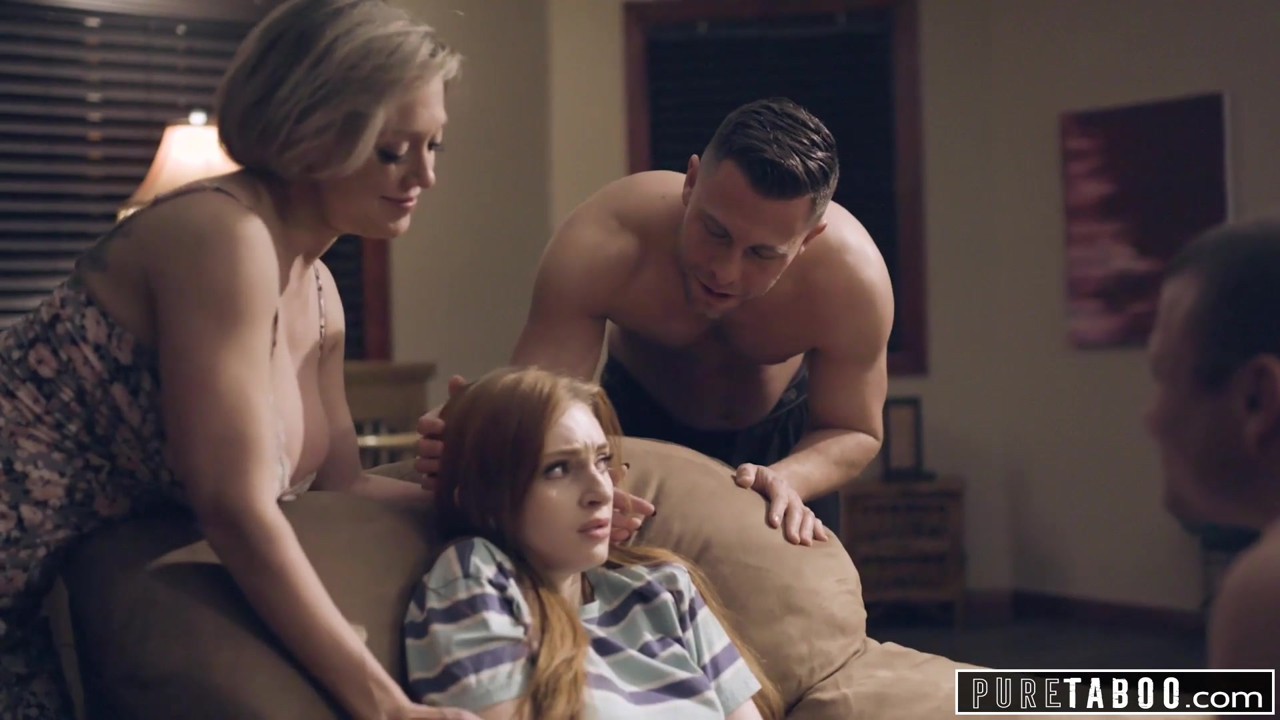 純粋なタブー義理の両親と義理の兄が新しい妹を歓迎