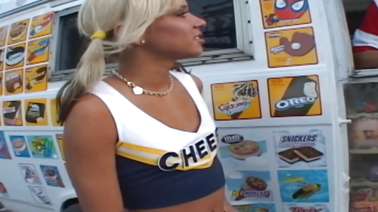 Kinky Babes Scene-1_slim Blonde Teen Having Sex in an Ice Cream Truck