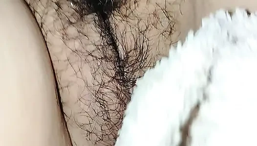 Daha yeni orgazm oldu
