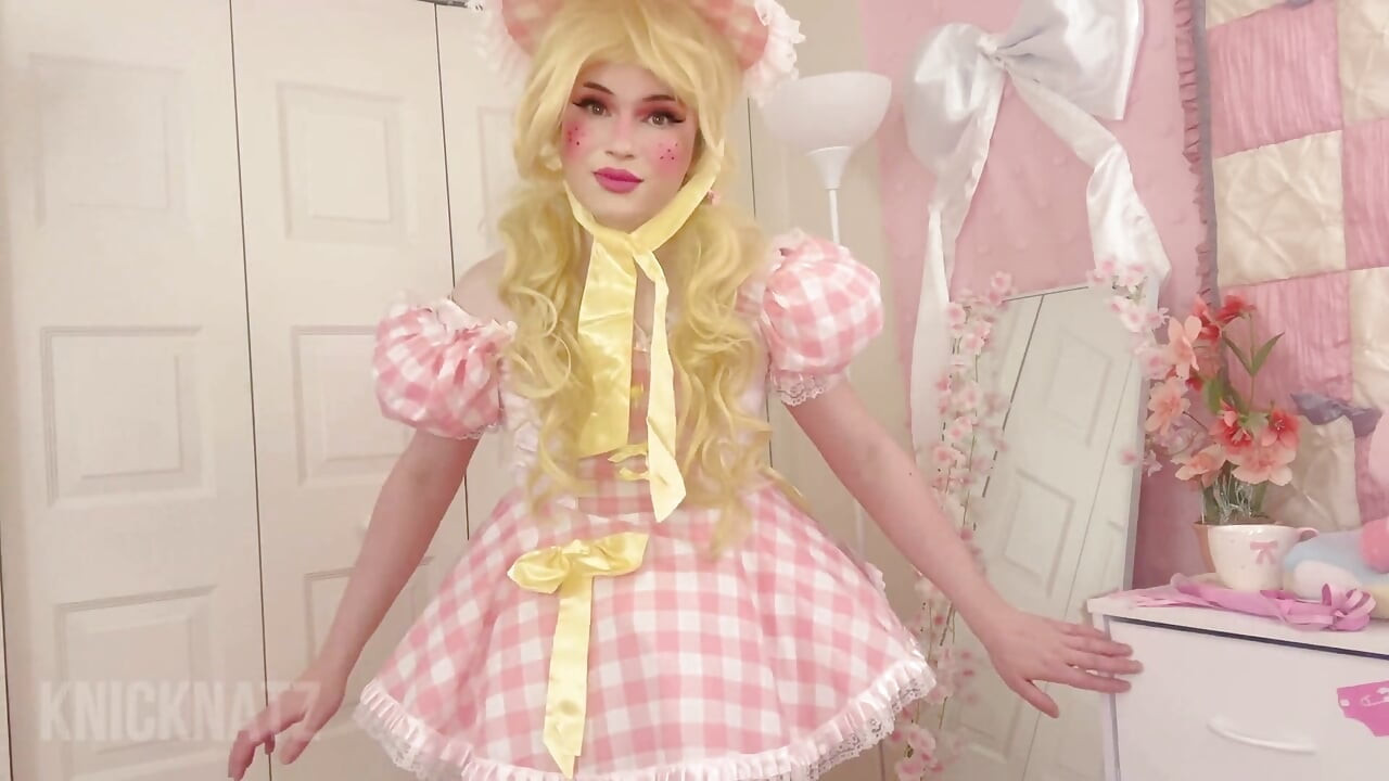 Crossdressing Sissy Fag Tøs Vil Have En Far