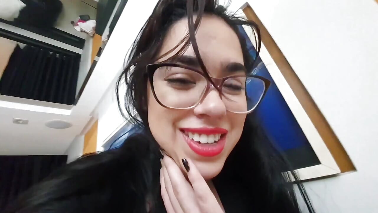 Панический удар опасных ступней - я уничтожу тебя моими сексуальными ступнями