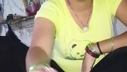 Water came out of the hand of brother-in-law's penis, desi sexy video, sexy video, sex video.