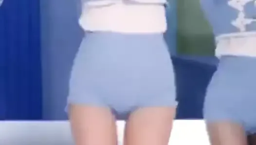Jeongyeon's Ready For Your Cum Now, Guys