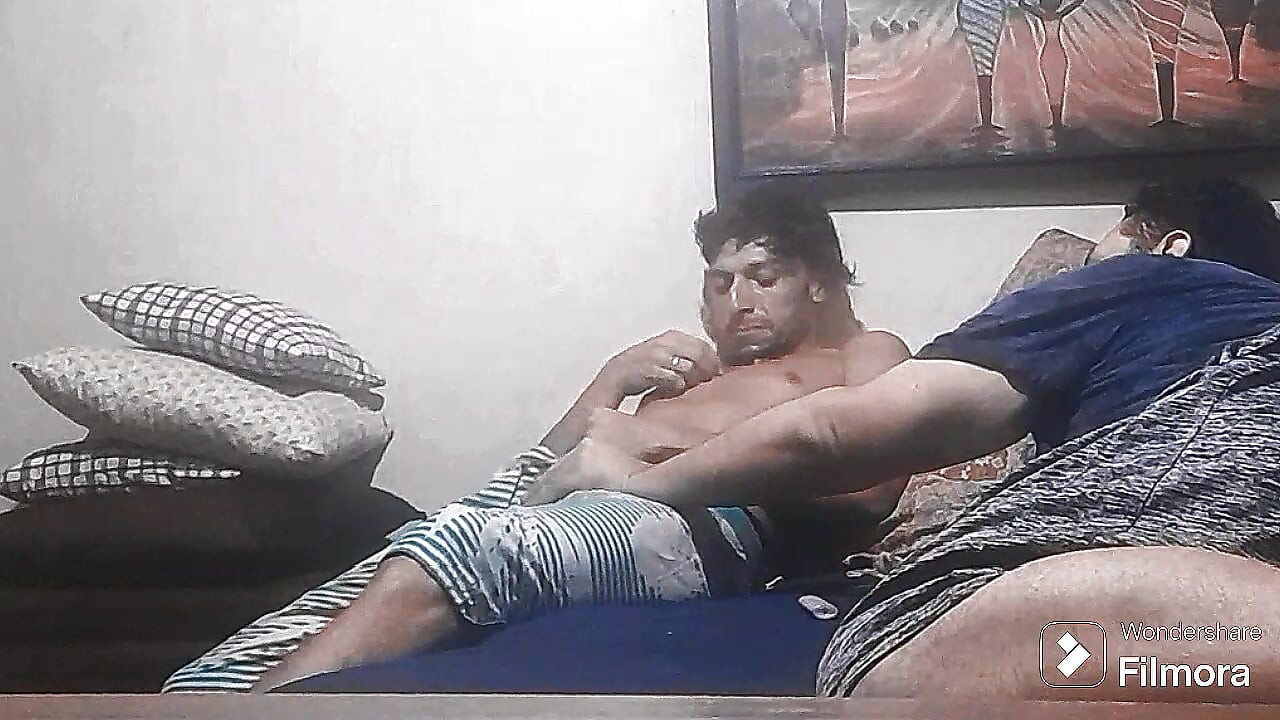 隣人の異性愛者がまた私を訪ねてきました