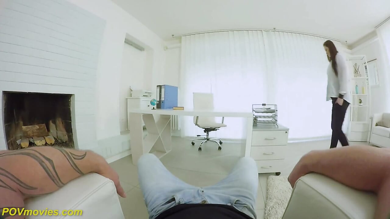 Беременную милфу-толстушку грубо трахнули в видео от первого лица