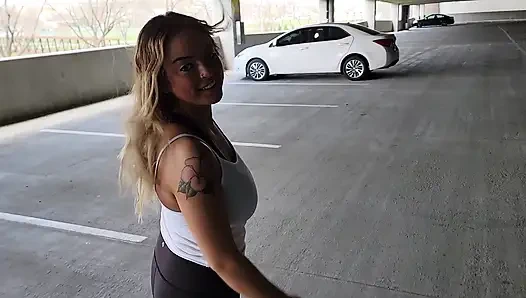 Alexis'i spor salonundan aldım