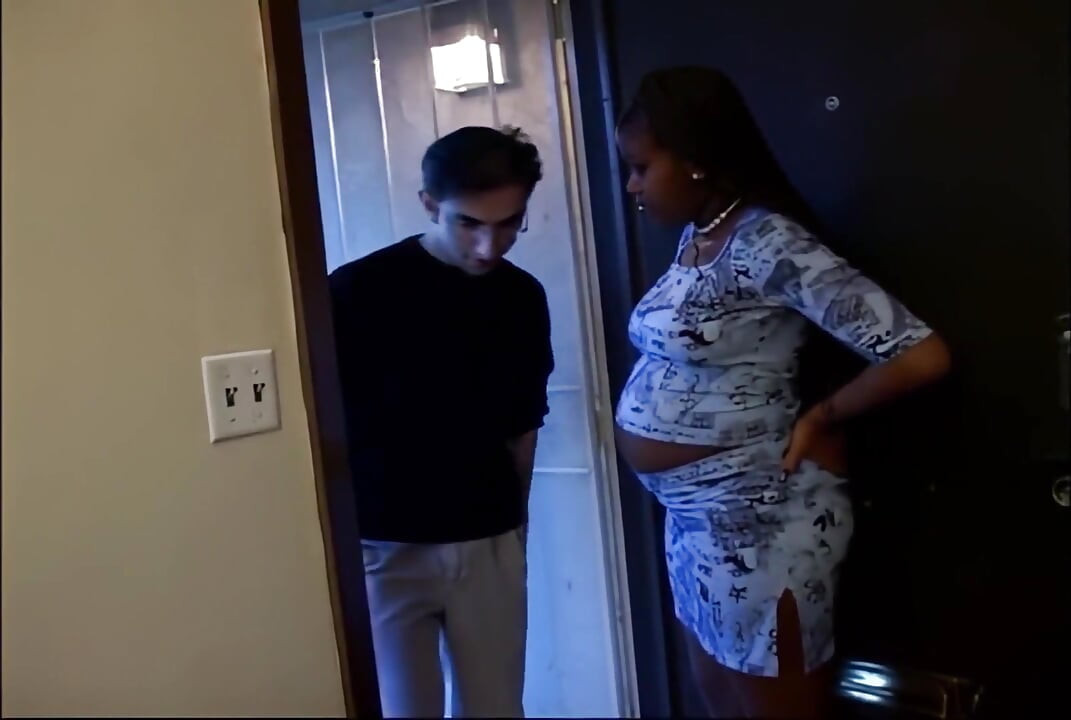 Sex with a Pregnant Stranger