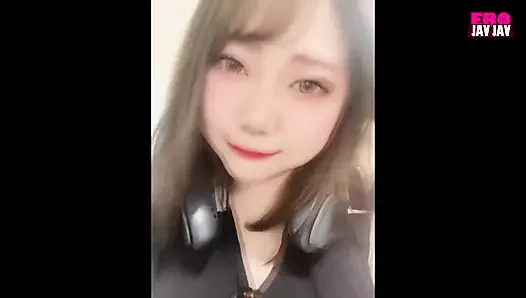 Debut impact meningkat saat ramu.a mengungkap kehadiran K-cup yang menakjubkan - adegan.2