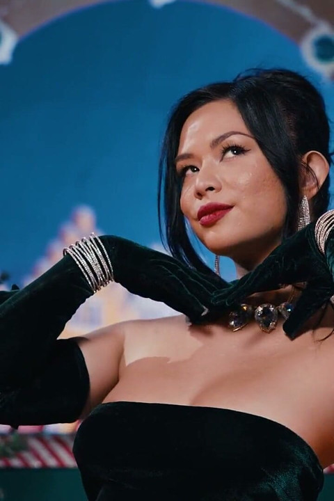 변태 - 장난 꾸러기 연기자 스칼렛 Alexis는 장난감으로 하드코어를 따먹어 이달의 그녀의 치료 쇼케이스를 활용합니다.