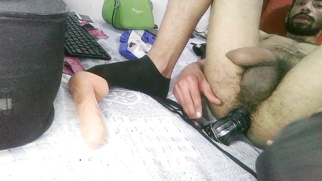 Duga igra guzicama s mojim ogromnim crnim dildom
