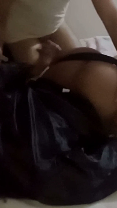 Cu to pov chồng cuckold xem vợ anh ấy đít bự làm tình qua đường lỗ hậu