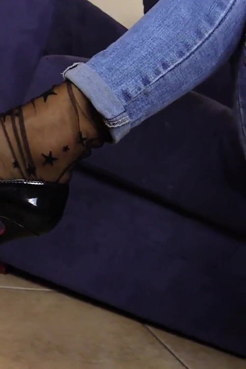 Gioia's love feet in close up scene