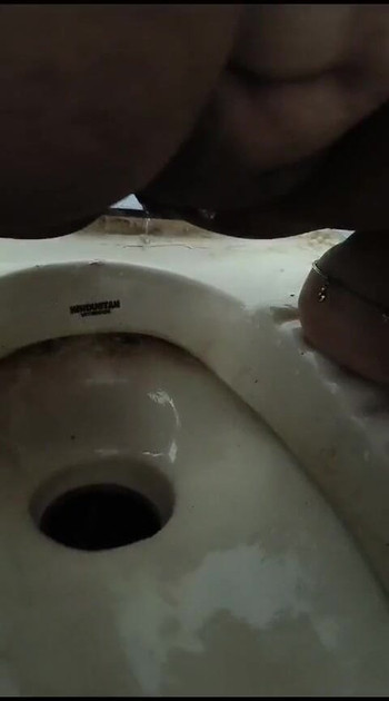 Captivating moment from "Emergency pissing"