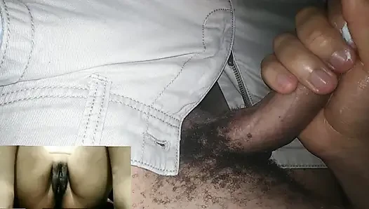Görüntülü görüşmede mastürbasyon