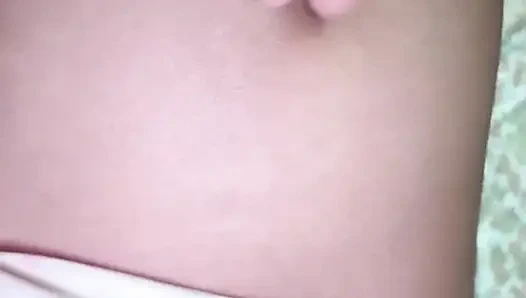 LaMenor трахают с глубокой глоткой с камшотом в ее драгоценный рот