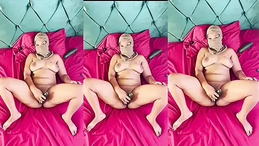 Squirting competition WOMAN