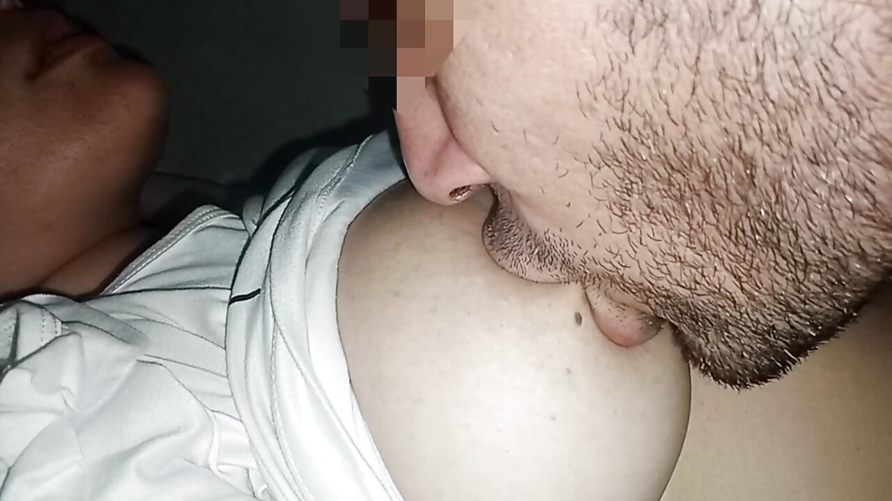 Sucking my wife's nipples on her clothes, I can't get over my addiction to her big natural breasts