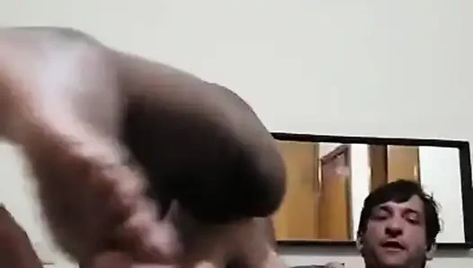 Çok sikişmeyi seviyor...