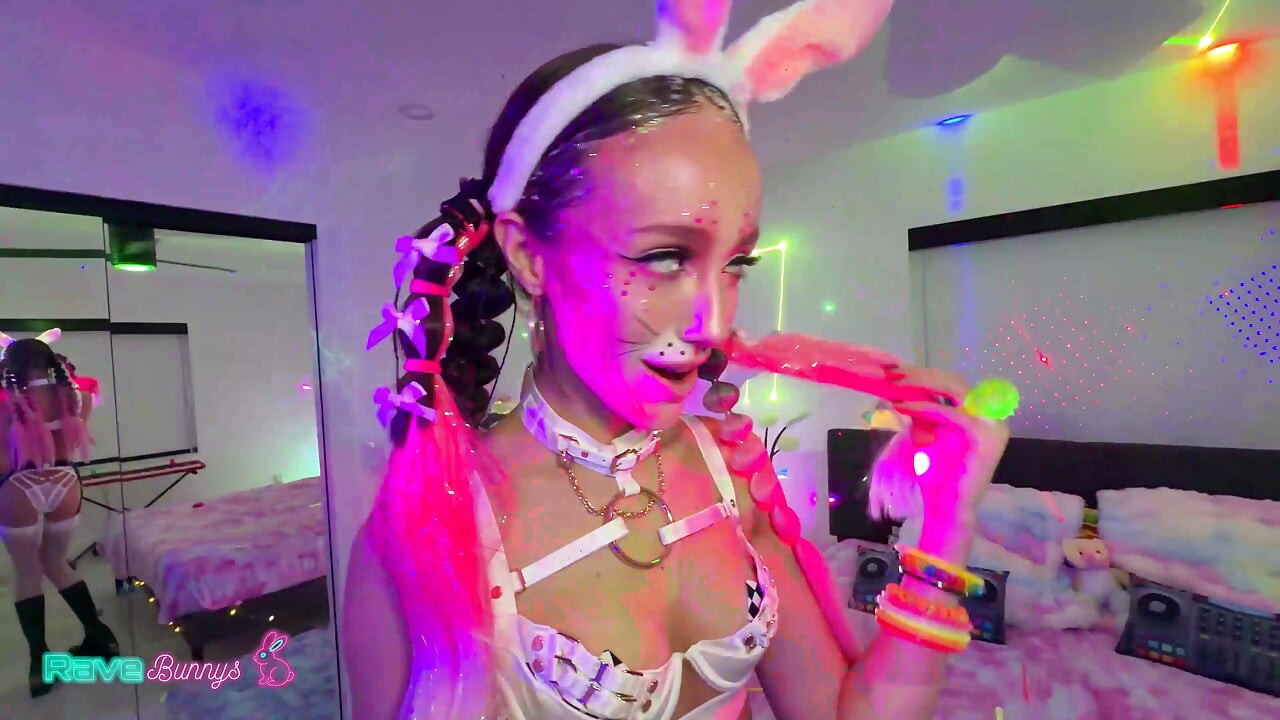 Christina Sage Bounces Like a Bunny-girl Into a Dirty Easter Session!