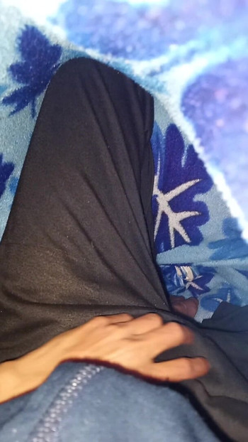 Cumblast in bed