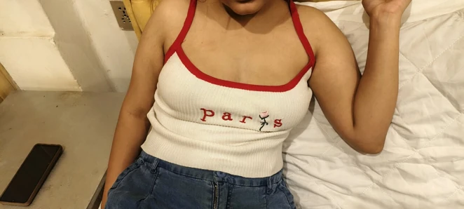 Pakistani girlfriend ki chudai bedroom m